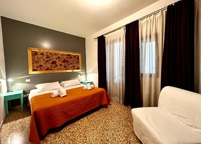 Grimaldi Apartments Cannaregio